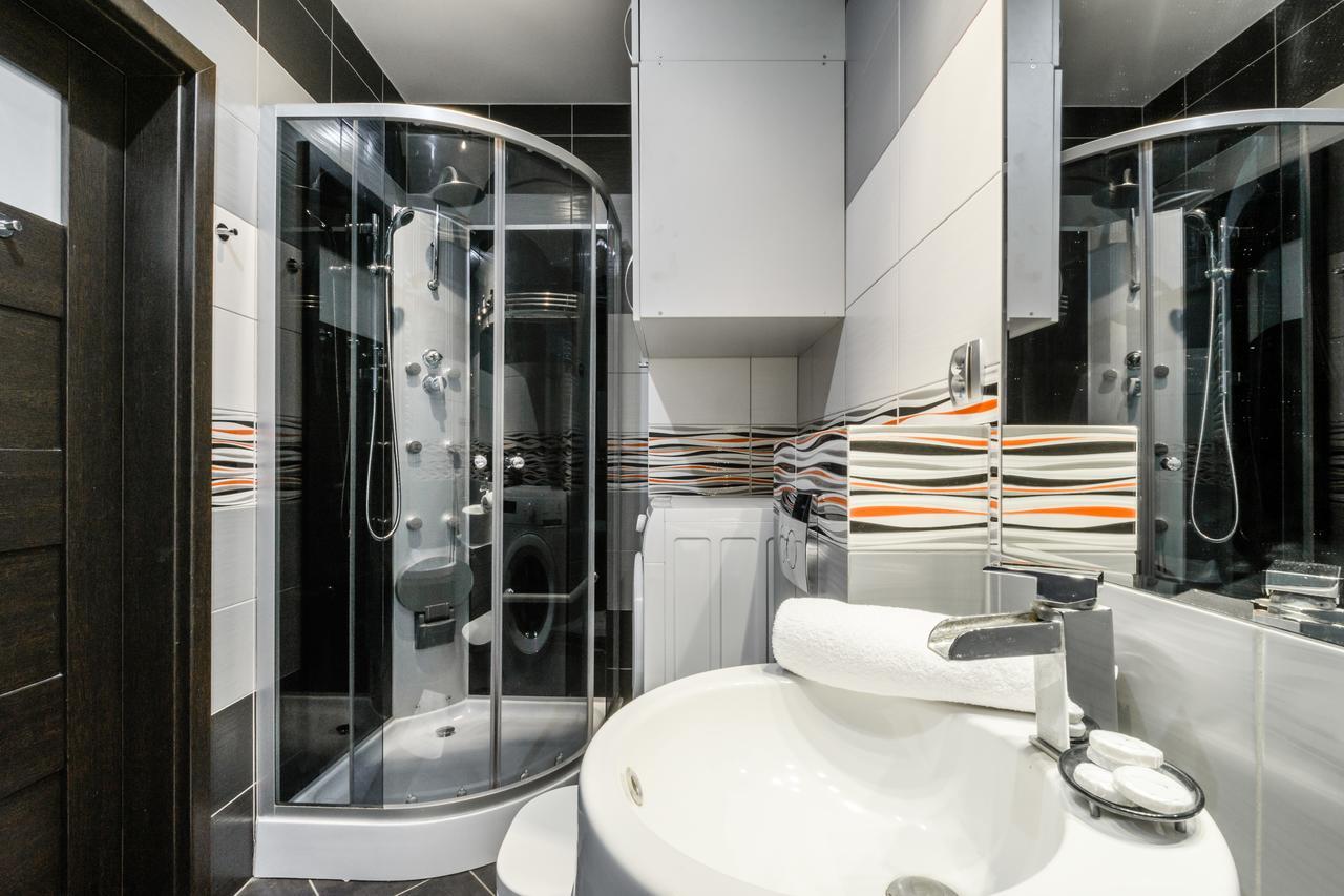 P&O Serviced Apartments Goclaw Warschau Exterior foto